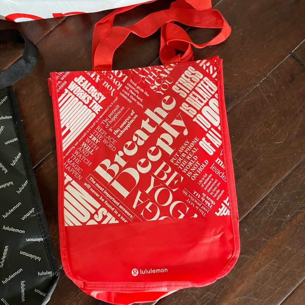 Bundle of 5 Lululemon Bags - Picture 4 of 6
